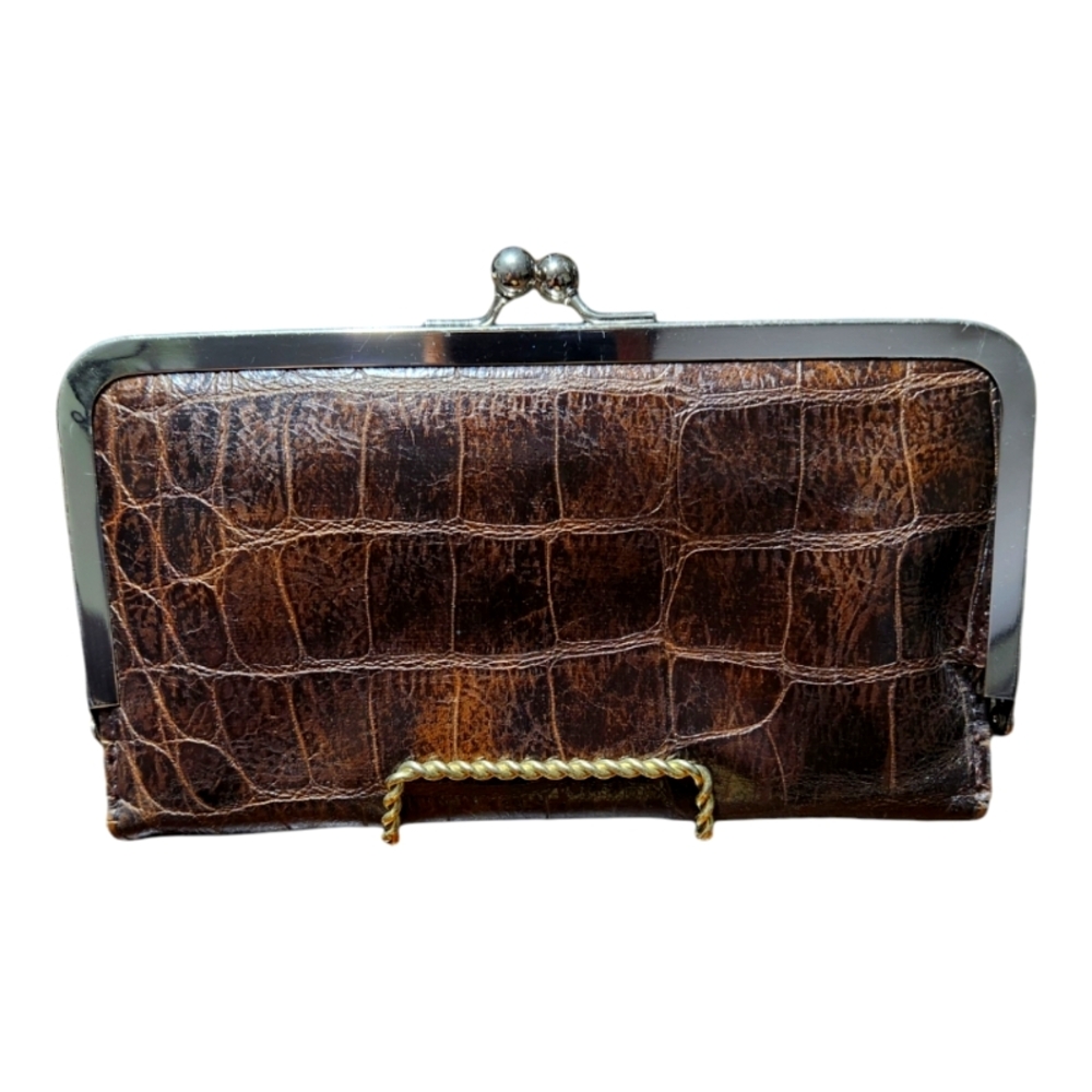 Christopher Banks Leather Wallet - Picture 2 of 5